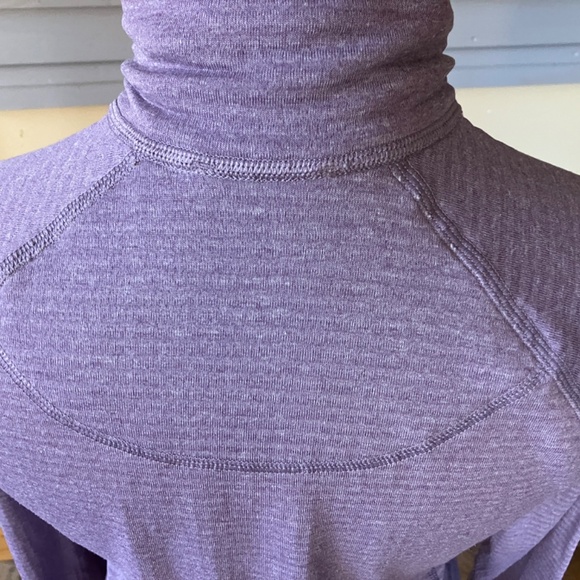 Patagonia Light Purple Polartec ¾ Zip Base Layer – Women’s Medium - Picture 3 of 9